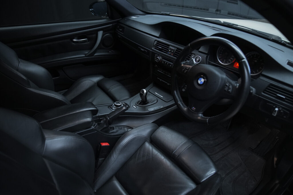 2013 BMW E92 M3 V8